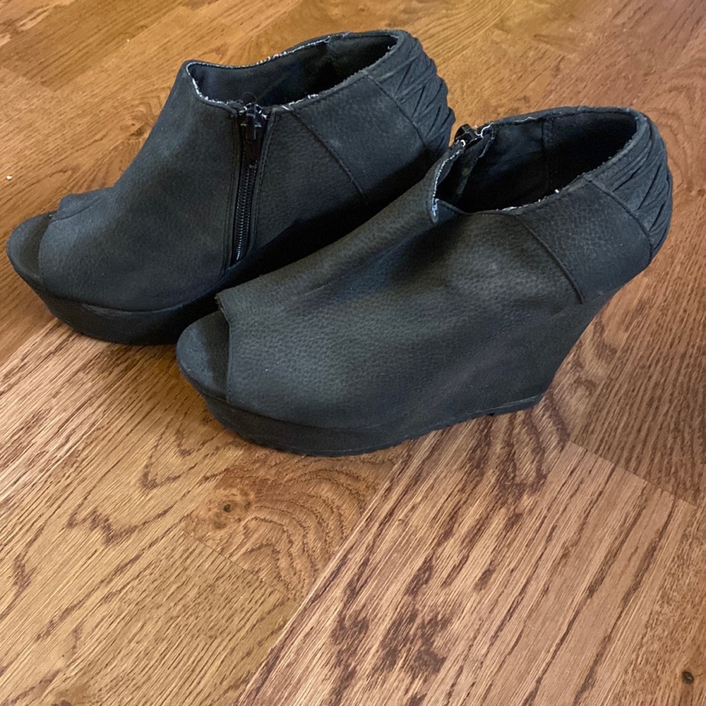 Charlotte Russe Peep Toe Platform Wedges